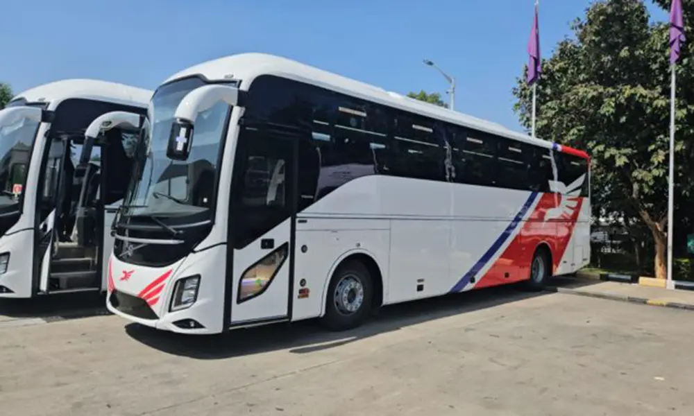 Rent luxury bus